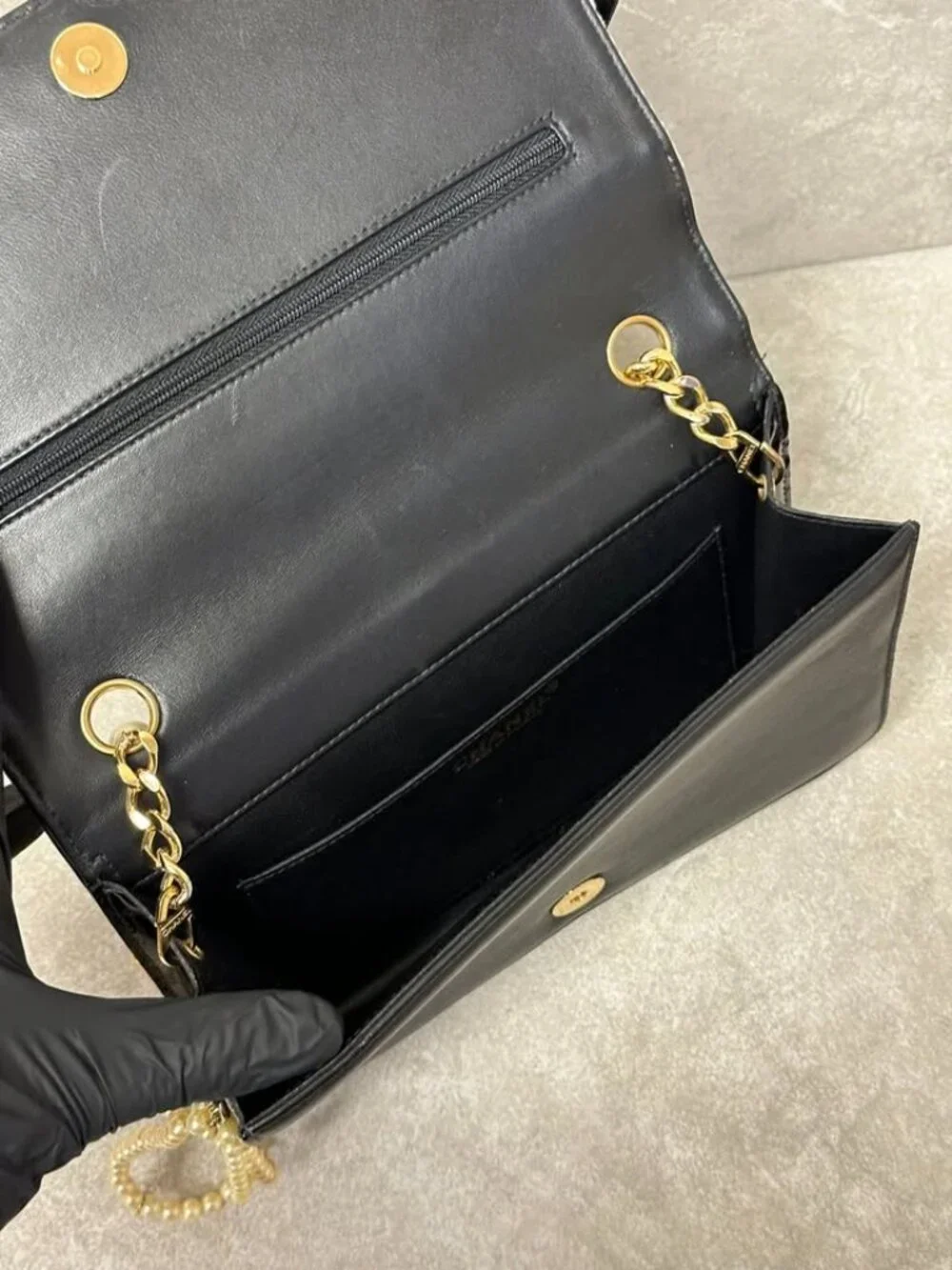 Chanel Pearl Leather Floral Ladies Bag